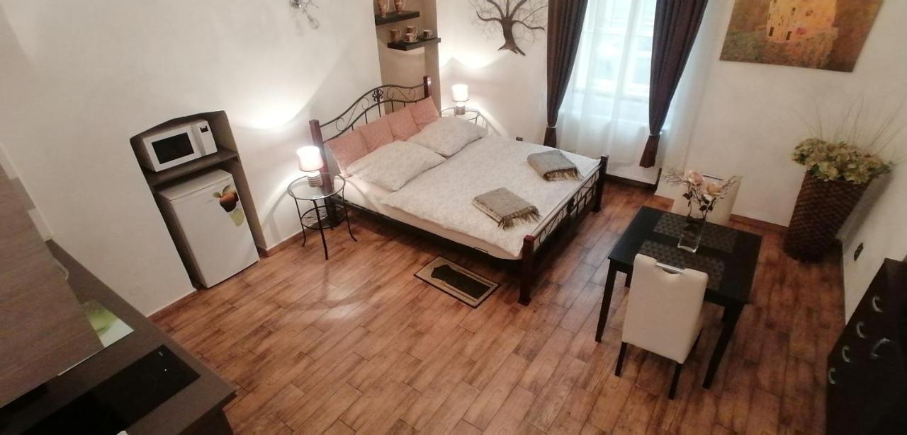 Jakubská 676 Apartmán *