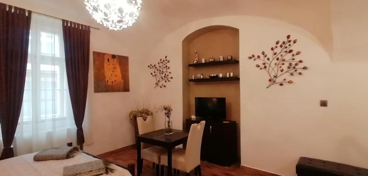 Apartment Jakubska 676 Prag